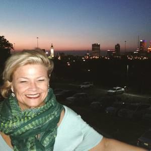 Meet your Posher, Lisha